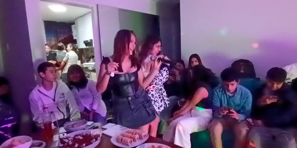 Alquiler de karaoke para cumpleaños en lima
