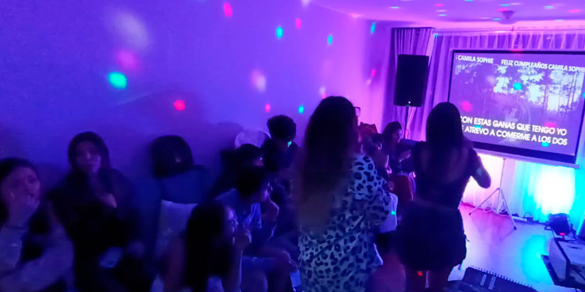 Alquiler de karaoke para cumpleaños en lima