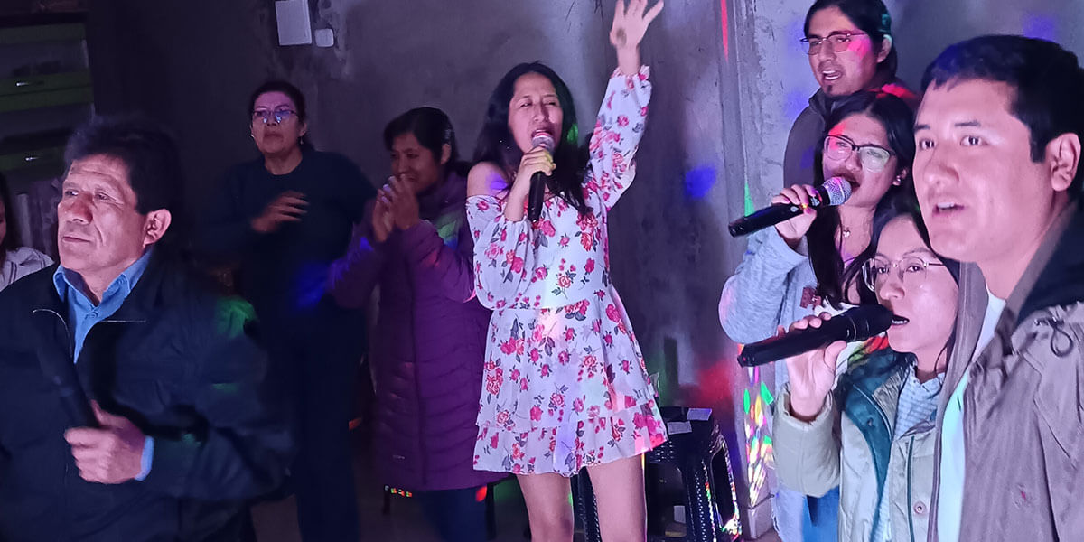 party house karaoke, alquiler de karaoke a domicilio en lima